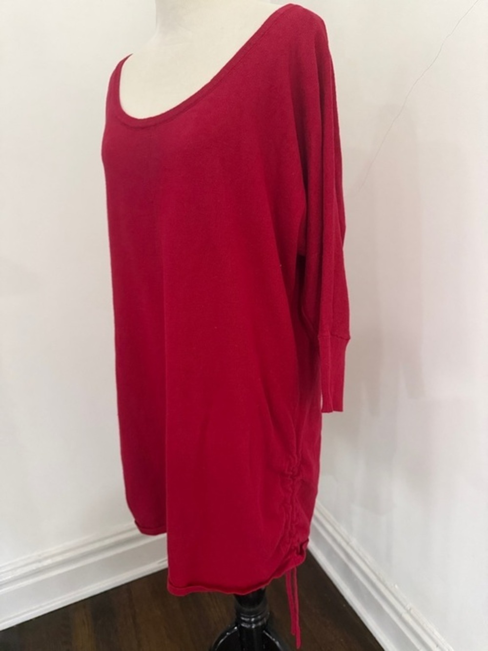 Torrid red scoop neck ruched sides tunic top 1X